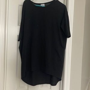 Black lularoe shirt
